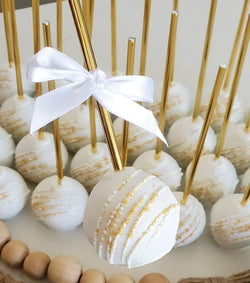 Classic Vanilla Bliss Cake Pops