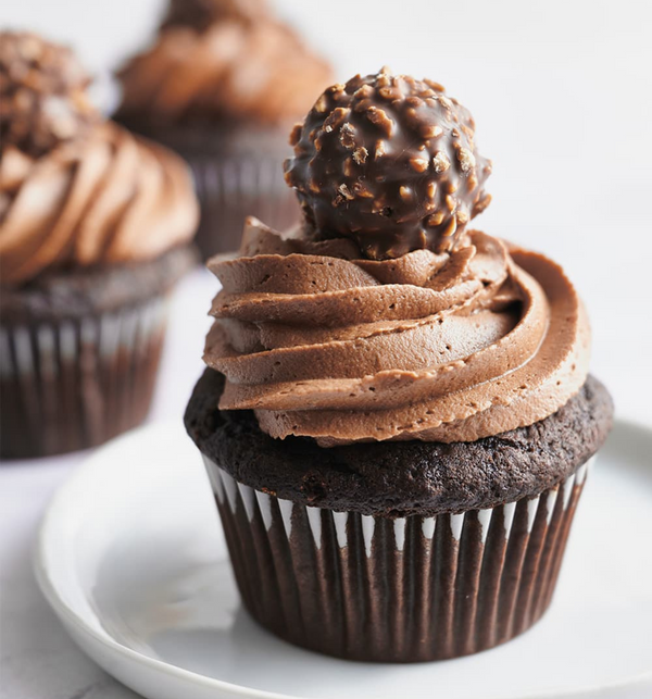 Ferrero rocker cupcake